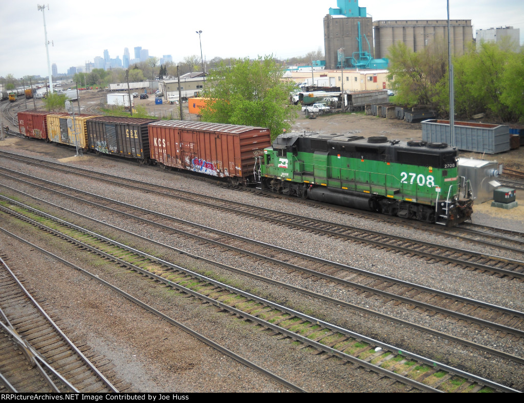 BNSF 2708